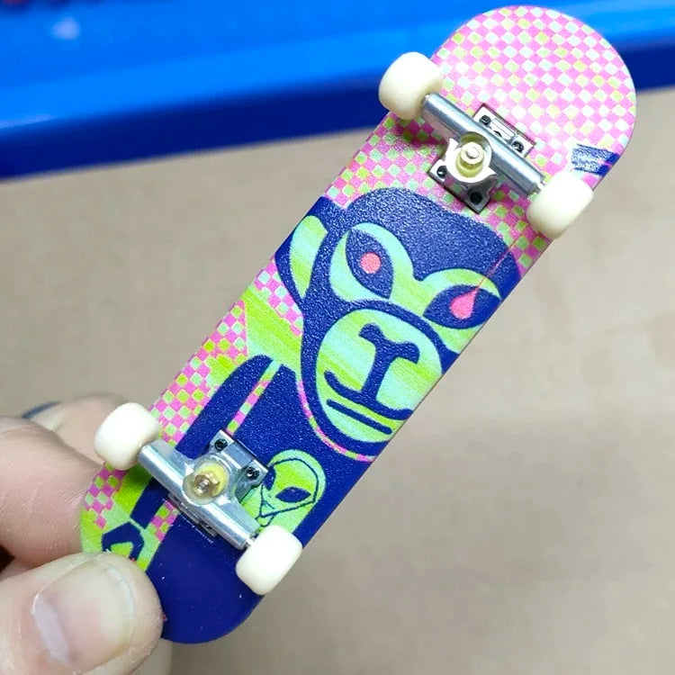 fingerboard keychain
